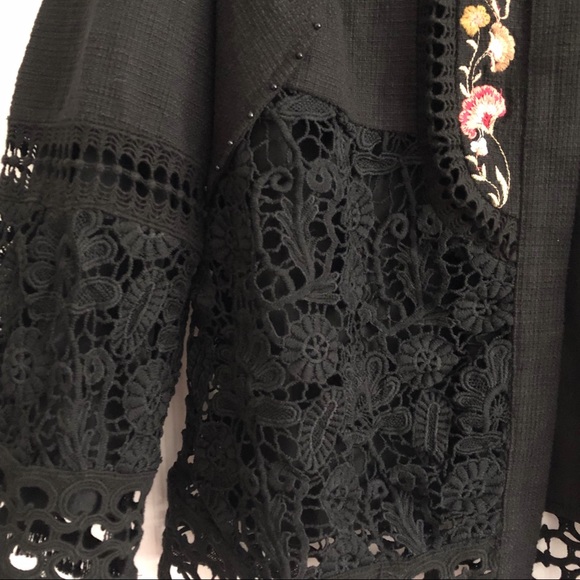 Chico’s Black Embroidered Embellished Jacket 12P - Picture 6 of 9